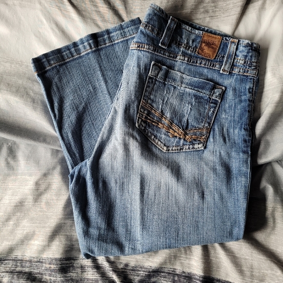 BKE Denim Distressed Crop Jeans Sz 32 - Picture 1 of 7